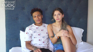Fiatal latin pár amatőr dugása - Hot Guys Fuck
