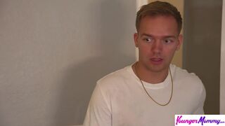 Mostoha fia szűz pináját dughatja anyai paranccsal